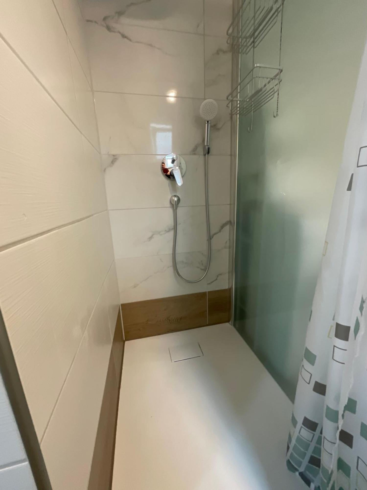 Ferienwohnung Ella マルクトオーバードルフ エクステリア 写真