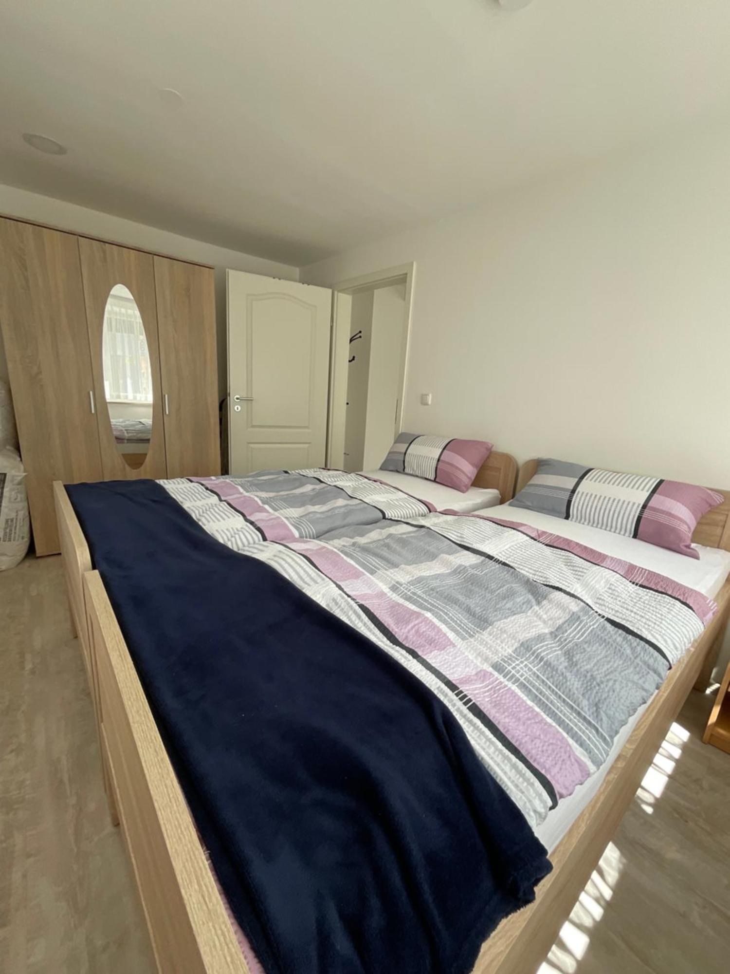 Ferienwohnung Ella マルクトオーバードルフ エクステリア 写真